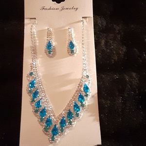 Rhinestone necklace set